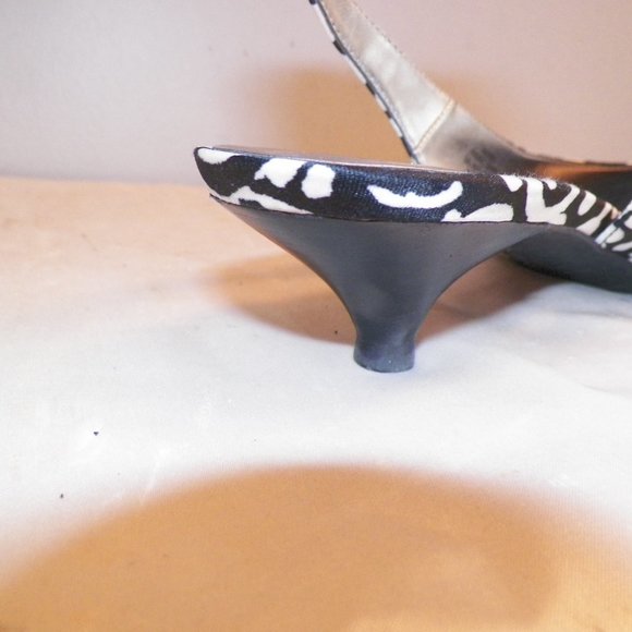 AK ANNE KLEIN i flex Kitten Heels Sz 6.5 M - Picture 6 of 7